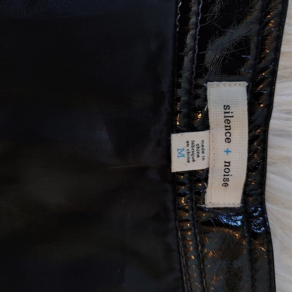 🛍FREE WITH ANY PURCHASE❣️ - Picture 7 of 16